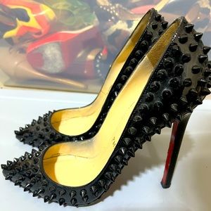 Christian Louboutin black Patent Leather Pigalle Spike Pumps Size 35